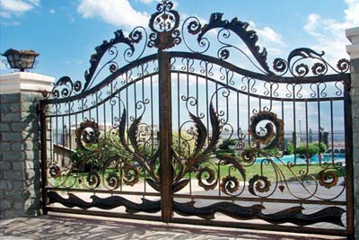鐵藝大門(mén)安裝案例
